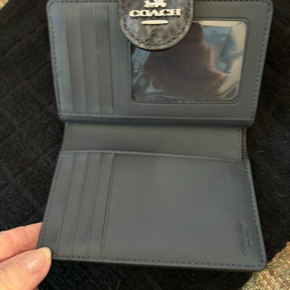 Coach Wallet w/Snakeskin accents - Picture 4 of 12